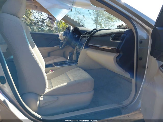 46224734 :رقم المزاد ، 4T4BF1FK3ER362573 vin ، 2014 Toyota Camry Xle مزاد بيع