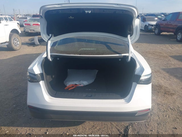 46224756 :رقم المزاد ، 3N1AB9CV4VY216217 vin ، 2027 Nissan Sentra مزاد بيع