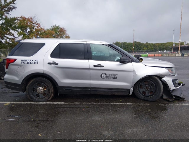 46224770 :رقم المزاد ، 1FM5K8AR9JGA37077 vin ، 2018 Ford Police Interceptor Utility مزاد بيع