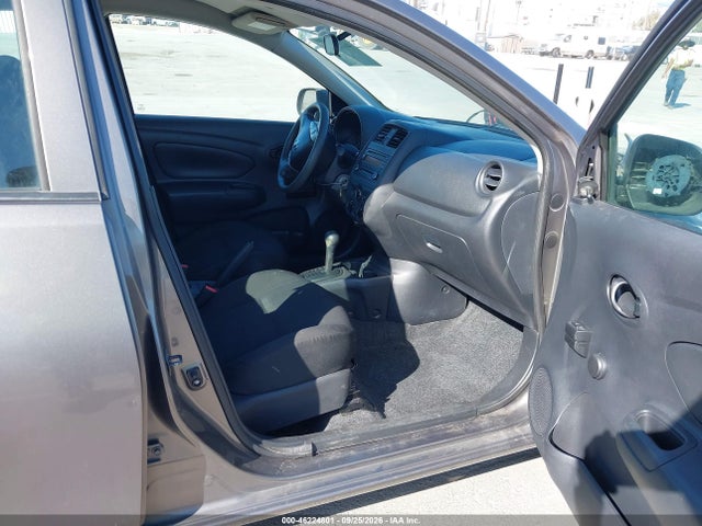 46224801 :رقم المزاد ، 3N1CN7AP3FL939192 vin ، 2015 Nissan Versa 1.6 S+ مزاد بيع