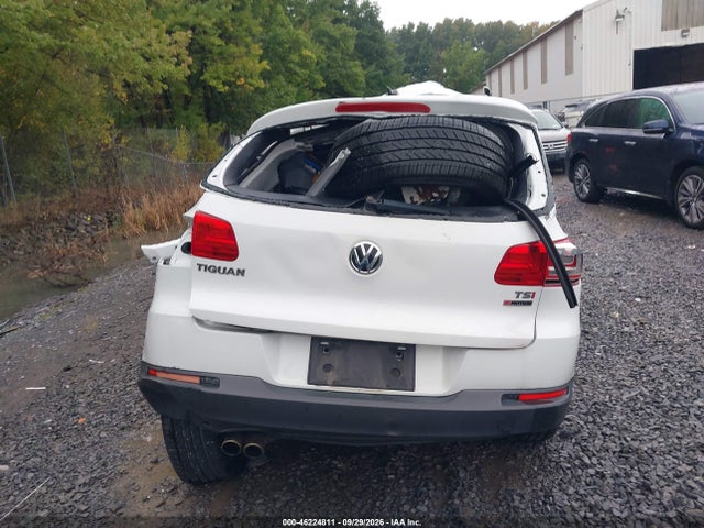 2017 Volkswagen Tiguan 2.0t Wolfsburg Edition მანქანა იყიდება აუქციონზე, vin: WVGSV7AX6HK015306, აუქციონის ნომერი: 46224811