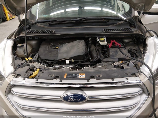 46224835 :رقم المزاد ، 1FMCU9HD1JUB31425 vin ، 2018 Ford Escape Sel مزاد بيع