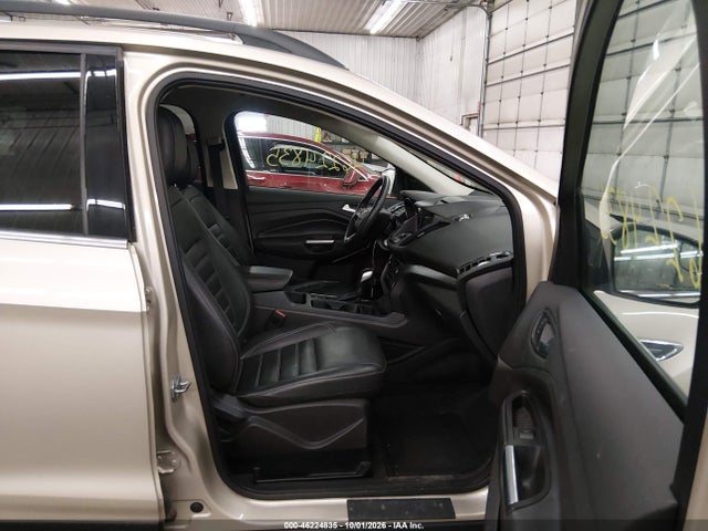 46224835 :رقم المزاد ، 1FMCU9HD1JUB31425 vin ، 2018 Ford Escape Sel مزاد بيع
