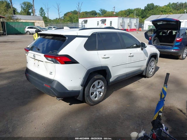 Продажа на аукционе авто 2019 Toyota Rav4 Le, vin: JTMG1RFV0KJ006820, номер лота: 46224886