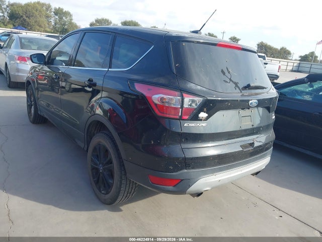 Продажа на аукционе авто 2017 Ford Escape Se, vin: 1FMCU0GD0HUC65446, номер лота: 46224914