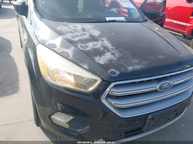 Продажа на аукционе авто 2017 Ford Escape Se, vin: 1FMCU0GD0HUC65446, номер лота: 46224914