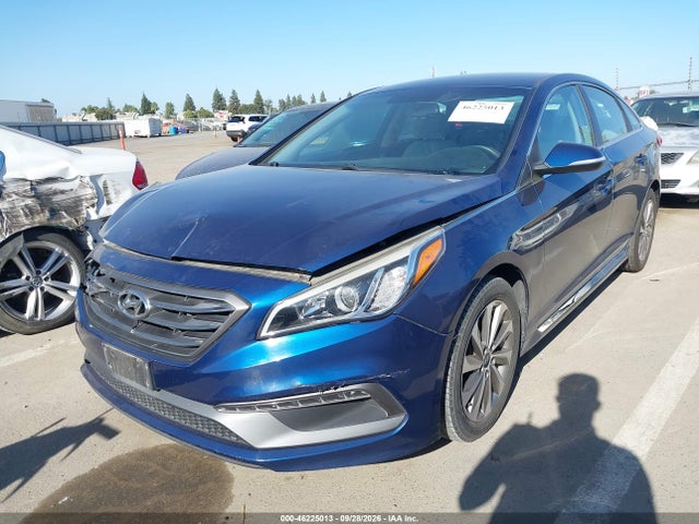 Hyundai Sonata Sport 2017 5NPE34AF2HH440128 Image 2