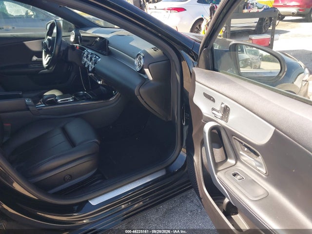 Продаж на аукціоні авто 2019 Mercedes-benz A 220 4matic, vin: WDD3G4FB0KW001793, номер лоту: 46225161