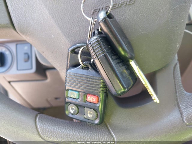 46225162 :رقم المزاد ، 1FAHP35N08W258182 vin ، 2008 Ford Focus Se/ses مزاد بيع