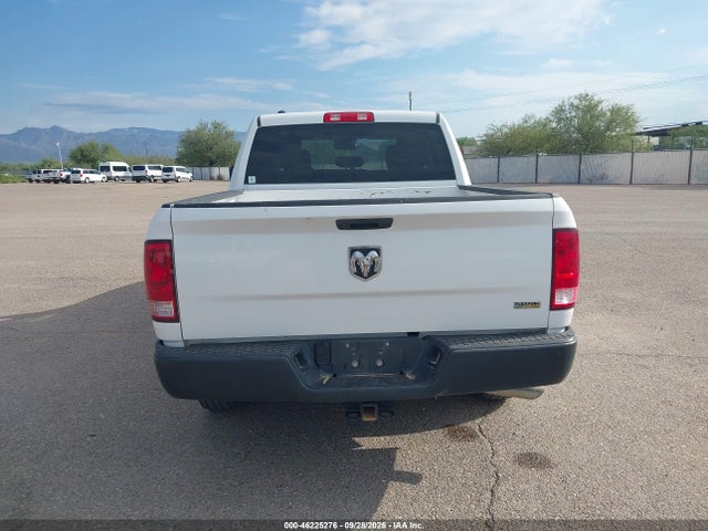 46225276 :رقم المزاد ، 1C6RR6KG1KS678104 vin ، 2019 Ram 1500 Classic Tradesman  4x2 5'7 Box مزاد بيع