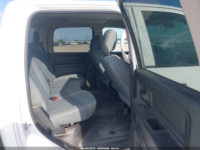 46225276 :رقم المزاد ، 1C6RR6KG1KS678104 vin ، 2019 Ram 1500 Classic Tradesman  4x2 5'7 Box مزاد بيع