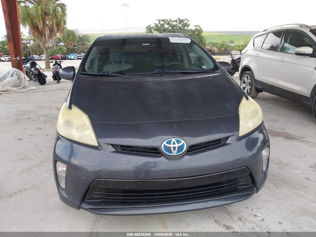 46225289 :رقم المزاد ، JTDKN3DU9D5556826 vin ، 2013 Toyota Prius Three مزاد بيع