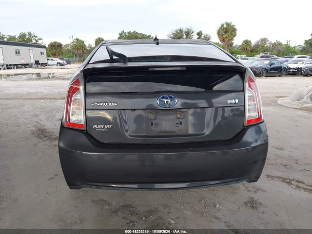 46225289 :رقم المزاد ، JTDKN3DU9D5556826 vin ، 2013 Toyota Prius Three مزاد بيع