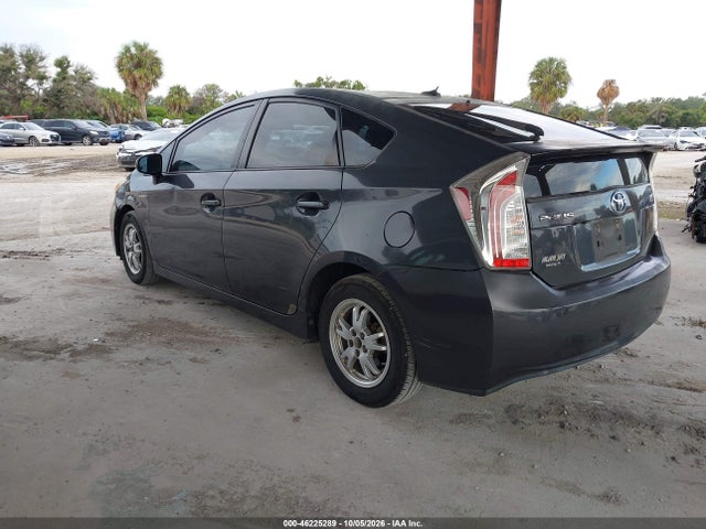 46225289 :رقم المزاد ، JTDKN3DU9D5556826 vin ، 2013 Toyota Prius Three مزاد بيع