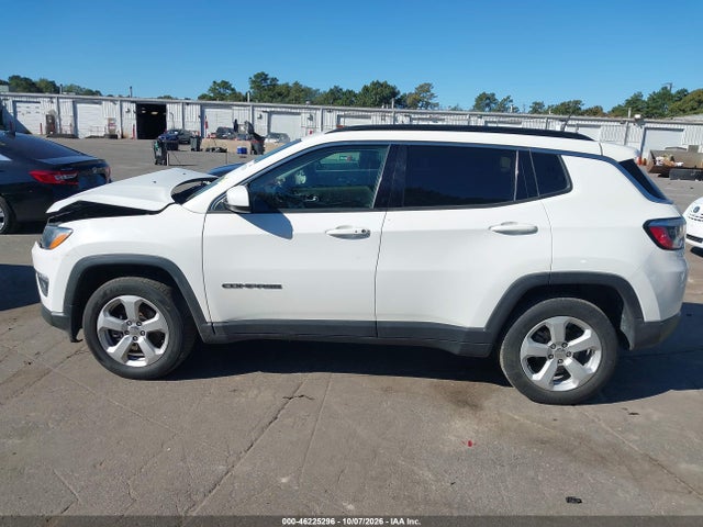 Продаж на аукціоні авто 2019 Jeep Compass Latitude 4x4, vin: 3C4NJDBB2KT813788, номер лоту: 46225296