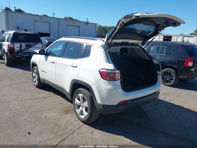 Продаж на аукціоні авто 2019 Jeep Compass Latitude 4x4, vin: 3C4NJDBB2KT813788, номер лоту: 46225296