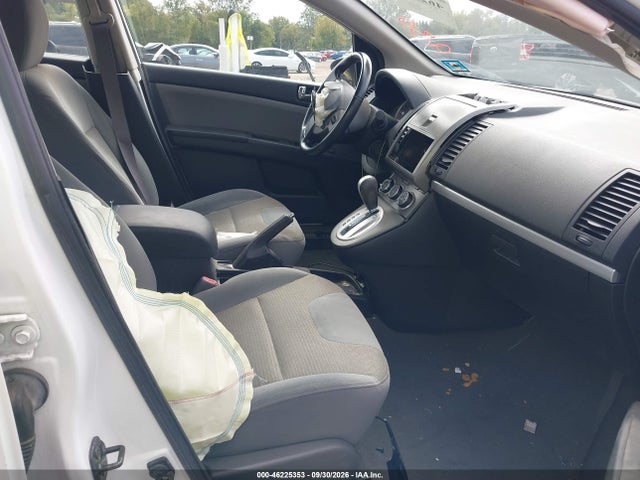 46225353 :رقم المزاد ، 3N1AB6AP8BL657781 vin ، 2011 Nissan Sentra 2.0sr مزاد بيع