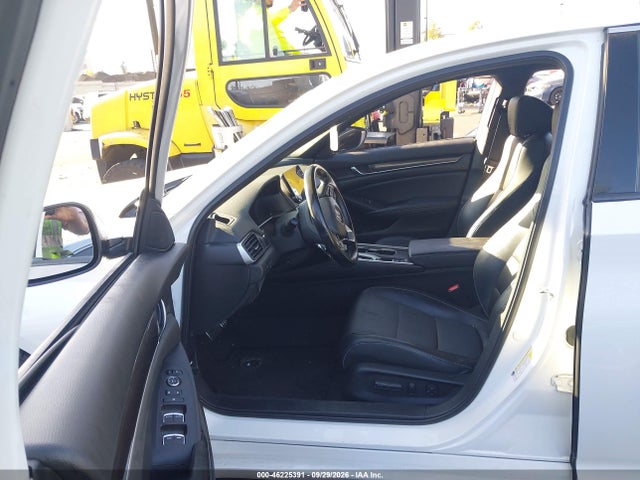 Продаж на аукціоні авто 2018 Honda Accord Sport, vin: 1HGCV1F30JA251037, номер лоту: 46225391