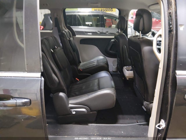 2C4RC1BG5ER398401 Chrysler Town &amp; Country Touring