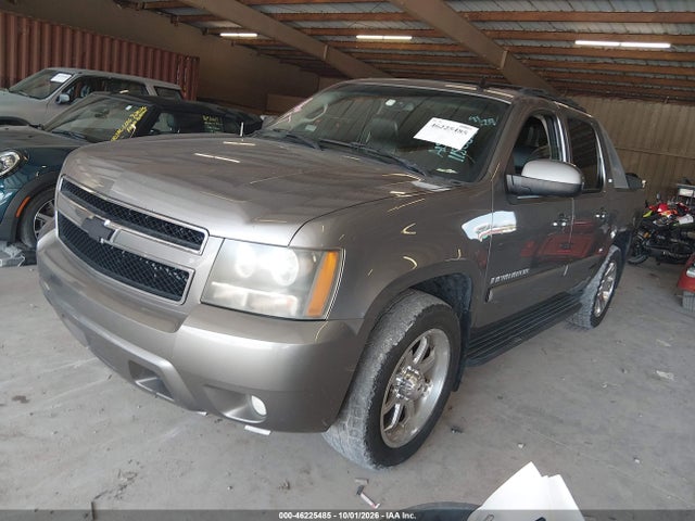 46225485 :رقم المزاد ، 3GNFK12327G115052 vin ، 2007 Chevrolet Avalanche 1500 Ls/lt/ltz مزاد بيع