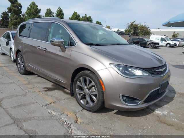 Продажа на аукционе авто 2017 Chrysler Pacifica Limited, vin: 2C4RC1GG9HR591356, номер лота: 46225519