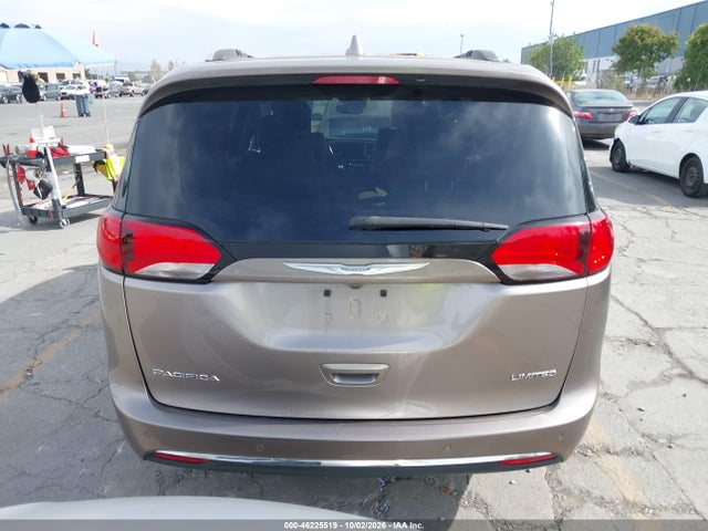 Продажа на аукционе авто 2017 Chrysler Pacifica Limited, vin: 2C4RC1GG9HR591356, номер лота: 46225519