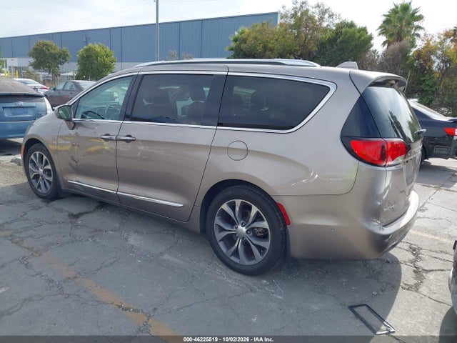 Продажа на аукционе авто 2017 Chrysler Pacifica Limited, vin: 2C4RC1GG9HR591356, номер лота: 46225519