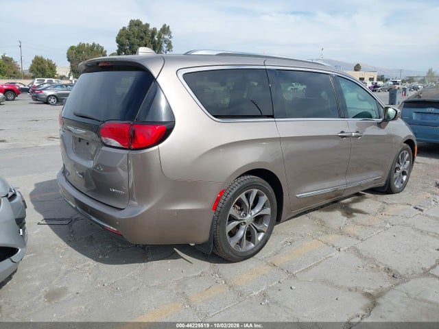 Продажа на аукционе авто 2017 Chrysler Pacifica Limited, vin: 2C4RC1GG9HR591356, номер лота: 46225519