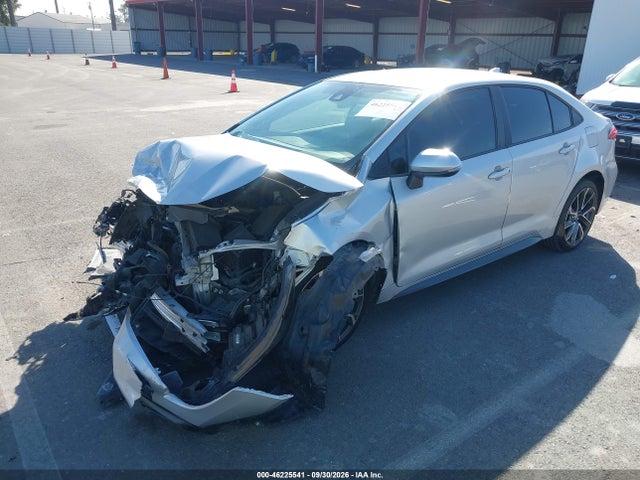 Toyota COROLLA SE 2020 5YFS4RCE4LP057644 Image 2