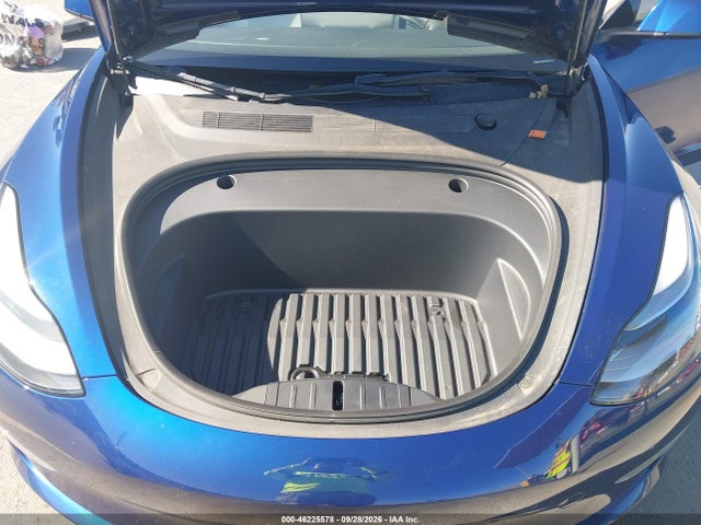 46225578 :رقم المزاد ، 5YJ3E1EA4NF164611 vin ، 2022 Tesla Model 3 Rear-wheel Drive مزاد بيع