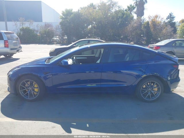 46225578 :رقم المزاد ، 5YJ3E1EA4NF164611 vin ، 2022 Tesla Model 3 Rear-wheel Drive مزاد بيع