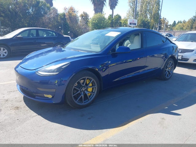46225578 :رقم المزاد ، 5YJ3E1EA4NF164611 vin ، 2022 Tesla Model 3 Rear-wheel Drive مزاد بيع