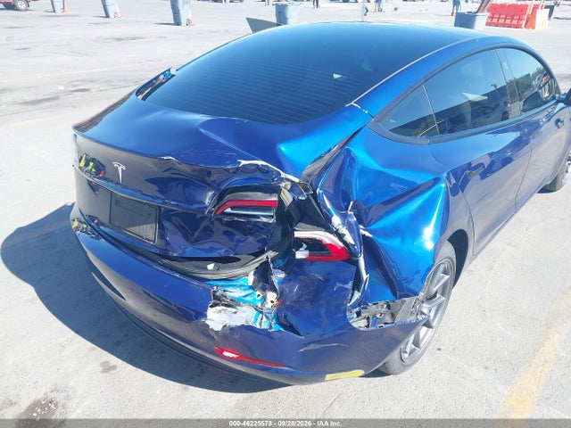 46225578 :رقم المزاد ، 5YJ3E1EA4NF164611 vin ، 2022 Tesla Model 3 Rear-wheel Drive مزاد بيع