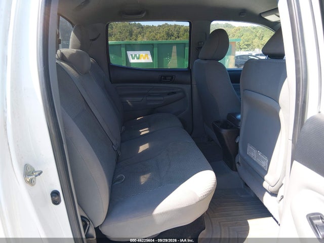 5TFLU4EN5EX090399 Toyota Tacoma Base V6
