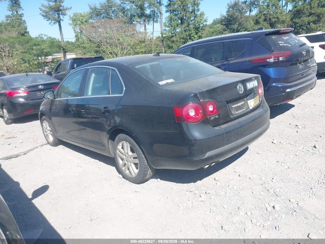 2010 Volkswagen Jetta Tdi მანქანა იყიდება აუქციონზე, vin: 3VWAL7AJ5AM125082, აუქციონის ნომერი: 46225627