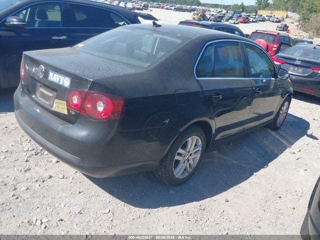 2010 Volkswagen Jetta Tdi მანქანა იყიდება აუქციონზე, vin: 3VWAL7AJ5AM125082, აუქციონის ნომერი: 46225627
