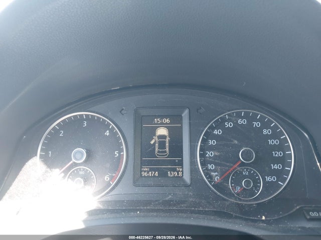 2010 Volkswagen Jetta Tdi მანქანა იყიდება აუქციონზე, vin: 3VWAL7AJ5AM125082, აუქციონის ნომერი: 46225627