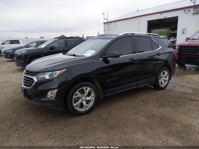 Chevrolet EQUINOX LT 2018 2GNAXTEX1J6146253 Image 2
