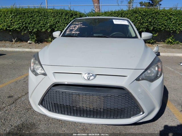 3MYDLBYV6KY526857 Toyota YARIS L