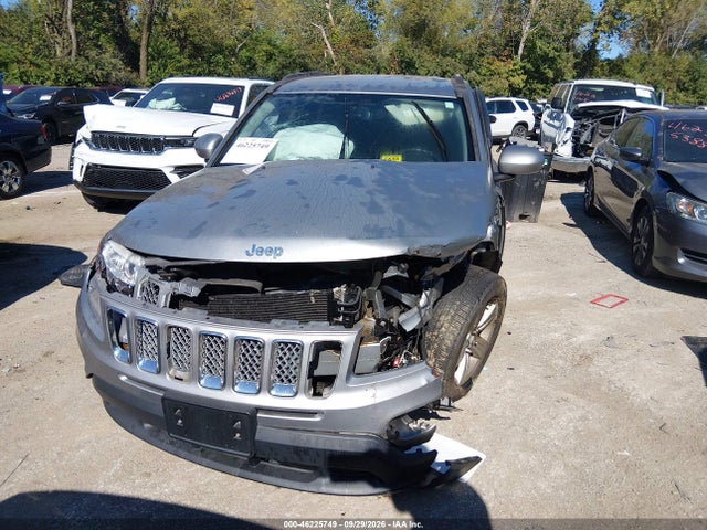 46225749 :رقم المزاد ، 1C4NJDEB7GD784958 vin ، 2016 Jeep Compass Latitude مزاد بيع