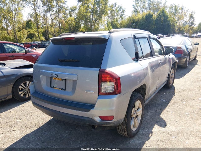 46225749 :رقم المزاد ، 1C4NJDEB7GD784958 vin ، 2016 Jeep Compass Latitude مزاد بيع
