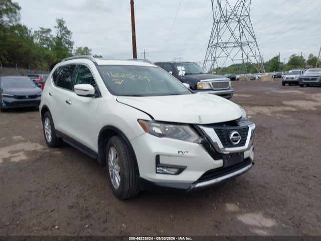 2017 Nissan Rogue Sv მანქანა იყიდება აუქციონზე, vin: 5N1AT2MV8HC745601, აუქციონის ნომერი: 46225824