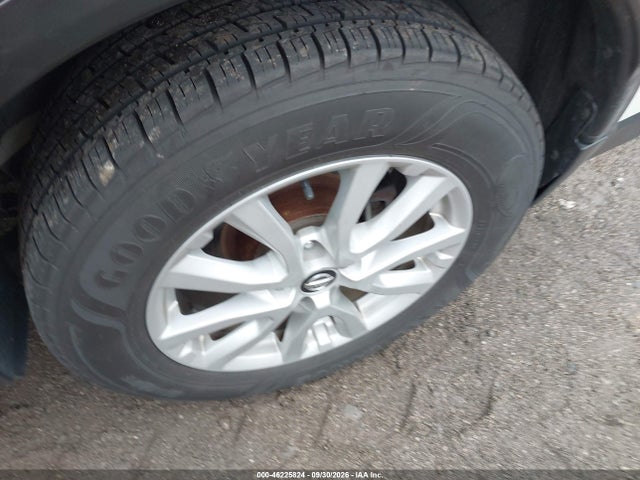 46225824 :رقم المزاد ، 5N1AT2MV8HC745601 vin ، 2017 Nissan Rogue Sv مزاد بيع