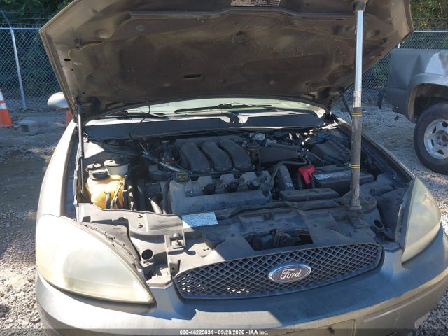 46225831 :رقم المزاد ، 1FAHP56S44G133979 vin ، 2004 Ford Taurus Sel مزاد بيع