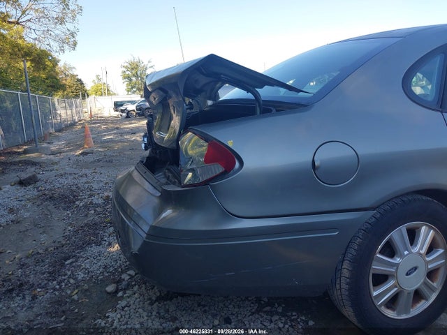 46225831 :رقم المزاد ، 1FAHP56S44G133979 vin ، 2004 Ford Taurus Sel مزاد بيع