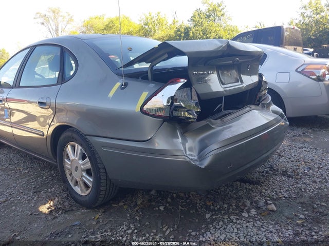 46225831 :رقم المزاد ، 1FAHP56S44G133979 vin ، 2004 Ford Taurus Sel مزاد بيع
