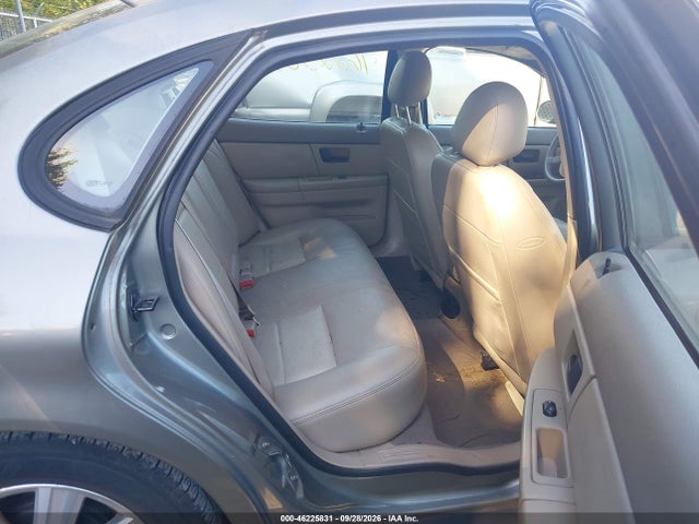 46225831 :رقم المزاد ، 1FAHP56S44G133979 vin ، 2004 Ford Taurus Sel مزاد بيع