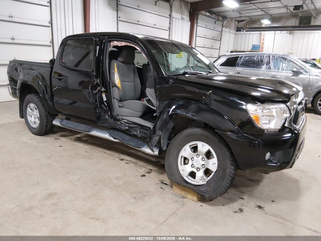 46225832 :رقم المزاد ، 3TMLU4EN3EM142991 vin ، 2014 Toyota Tacoma Base V6 مزاد بيع