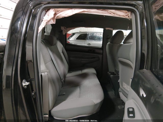 46225832 :رقم المزاد ، 3TMLU4EN3EM142991 vin ، 2014 Toyota Tacoma Base V6 مزاد بيع