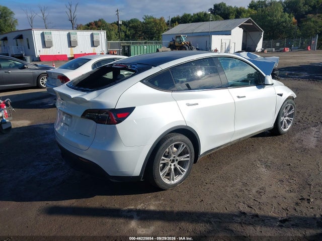 46225854 :رقم المزاد ، 7SAYGDEE6PA207143 vin ، 2023 Tesla Model Y مزاد بيع